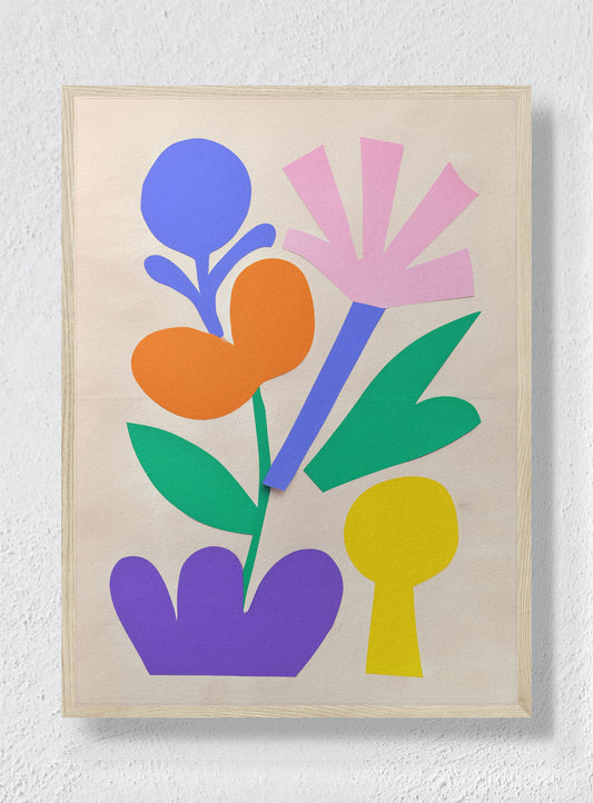 PETALS AND PIECES - Natural Frame
