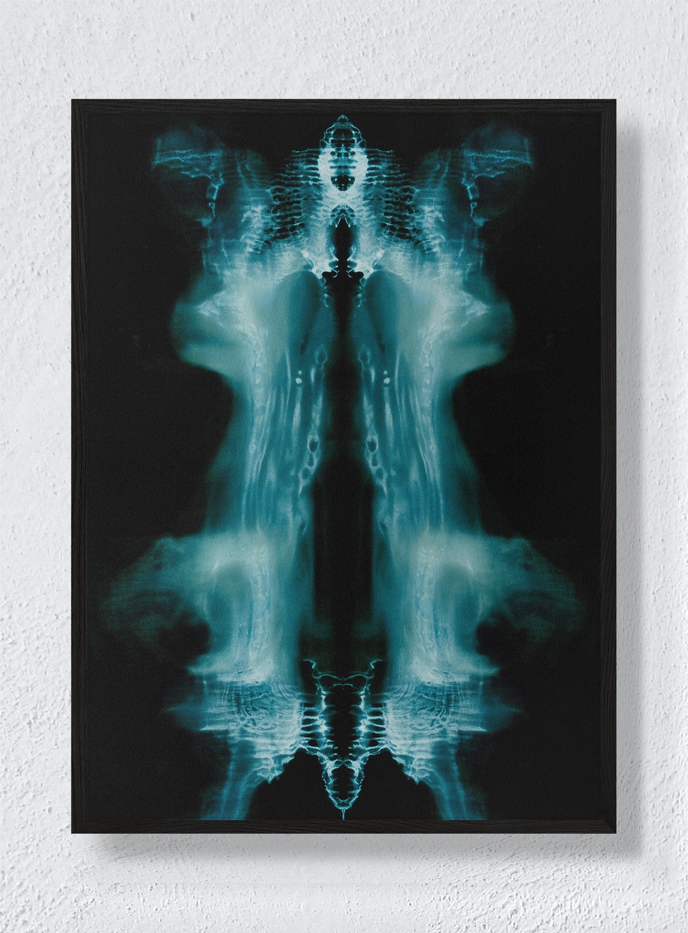PHANTOM'S MIRROR - Black Frame