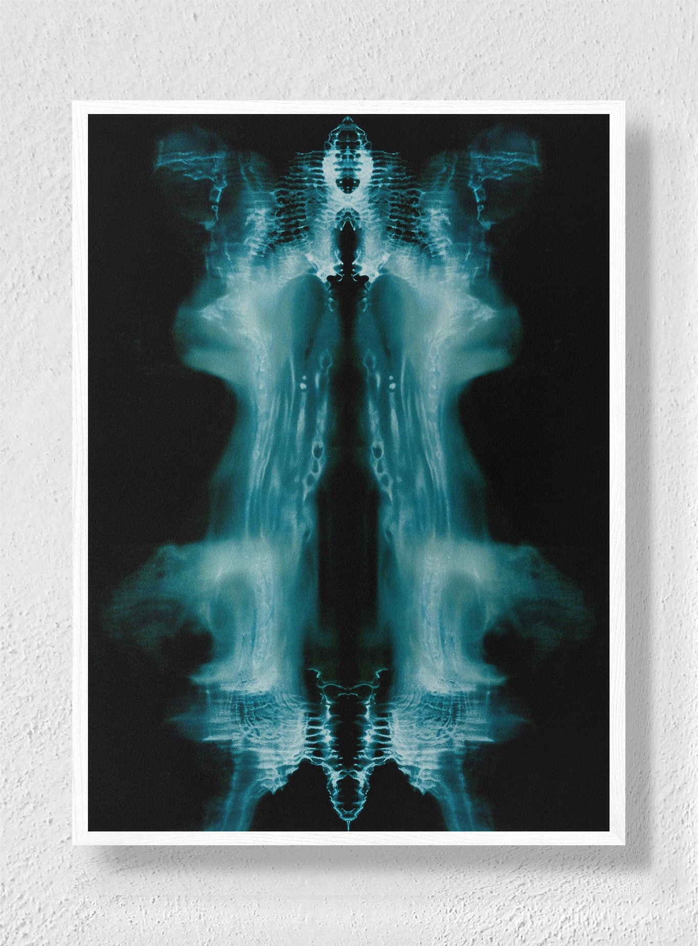 PHANTOM'S MIRROR - White Frame