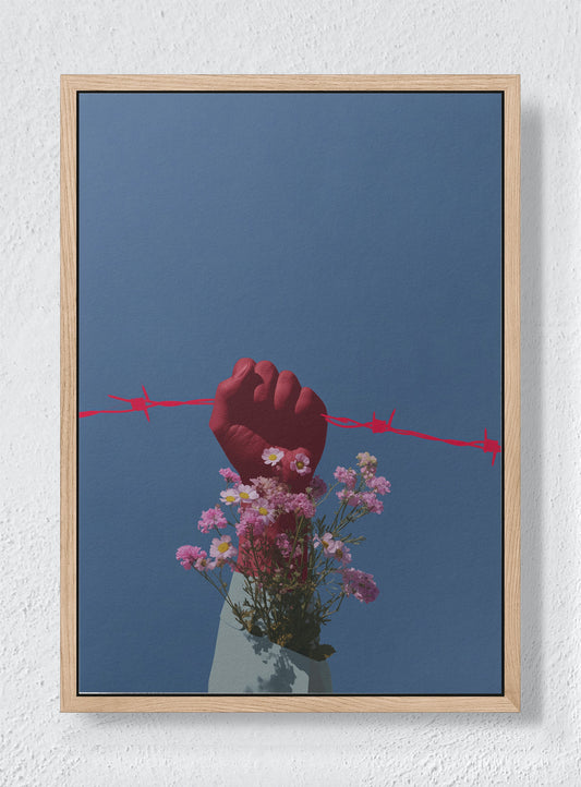 BLOOM AGAINST BARBS - Natural frame canvas