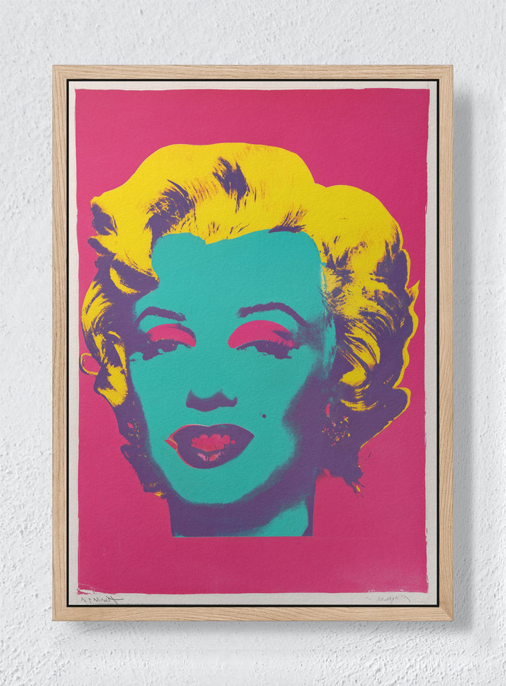 POP PORTRAITURE IN PINK - Natural frame canvas
